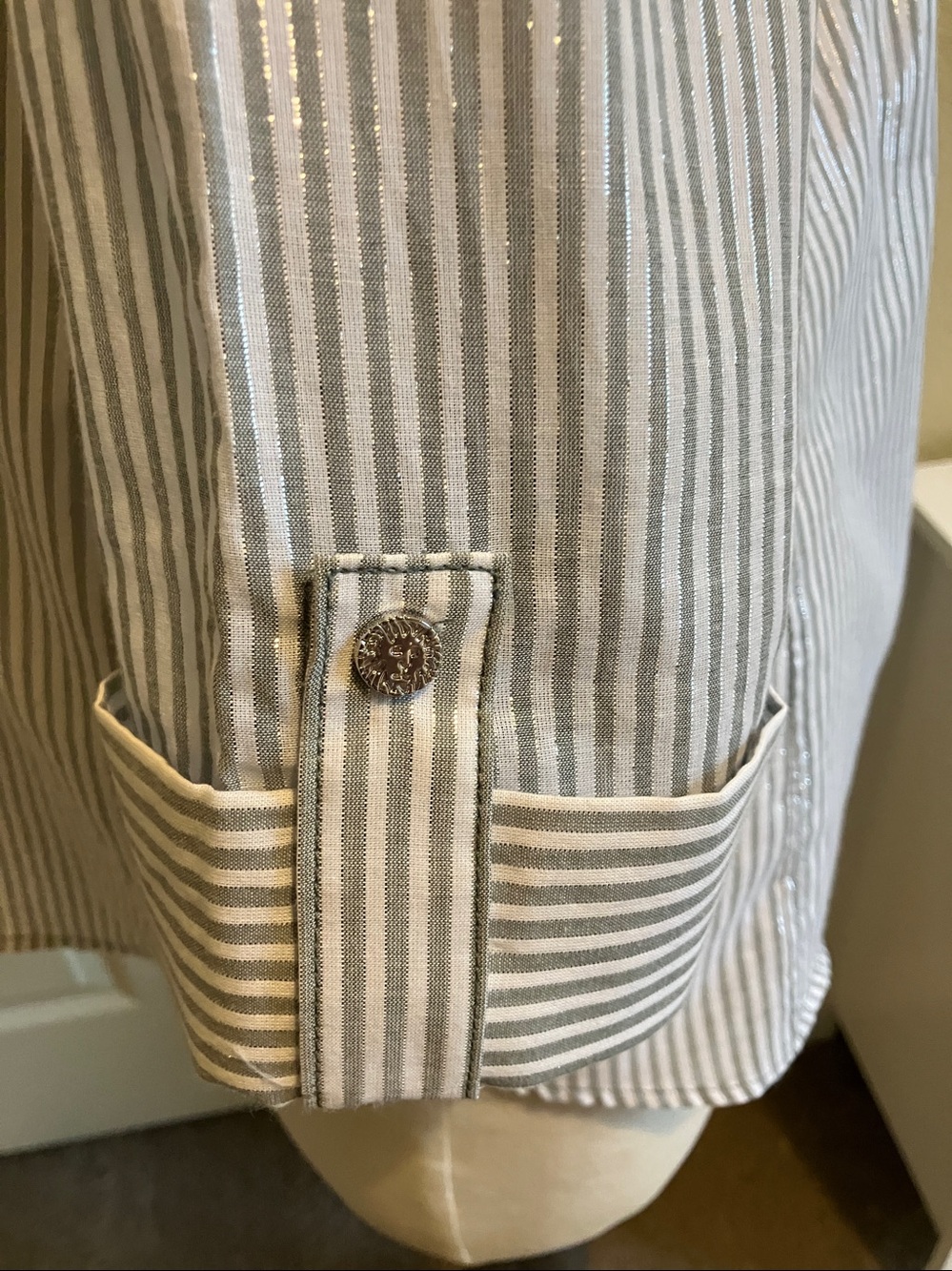 Anne Klein Striped Half-Zip Collar Women's Top in Light Gray and White NWOT - Picture 3 of 4